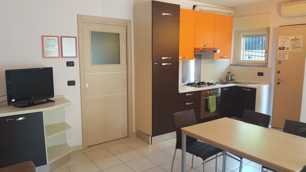 Residenza Villa Regina Монца Екстериор снимка